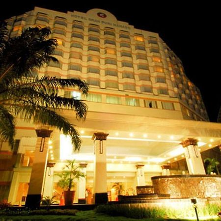 Hotel Gran Puri מנאדו מראה חיצוני תמונה