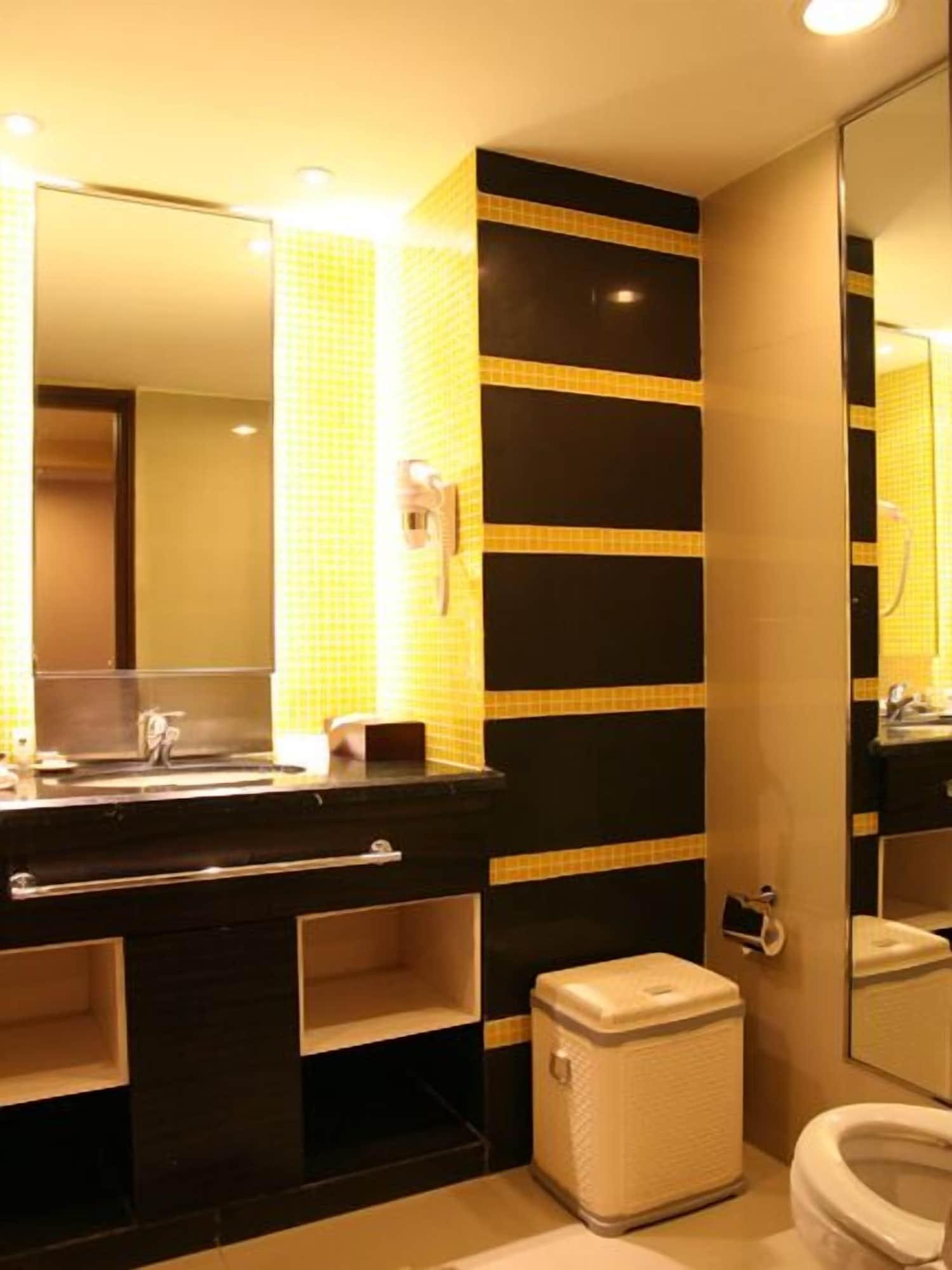 Hotel Gran Puri מנאדו מראה חיצוני תמונה