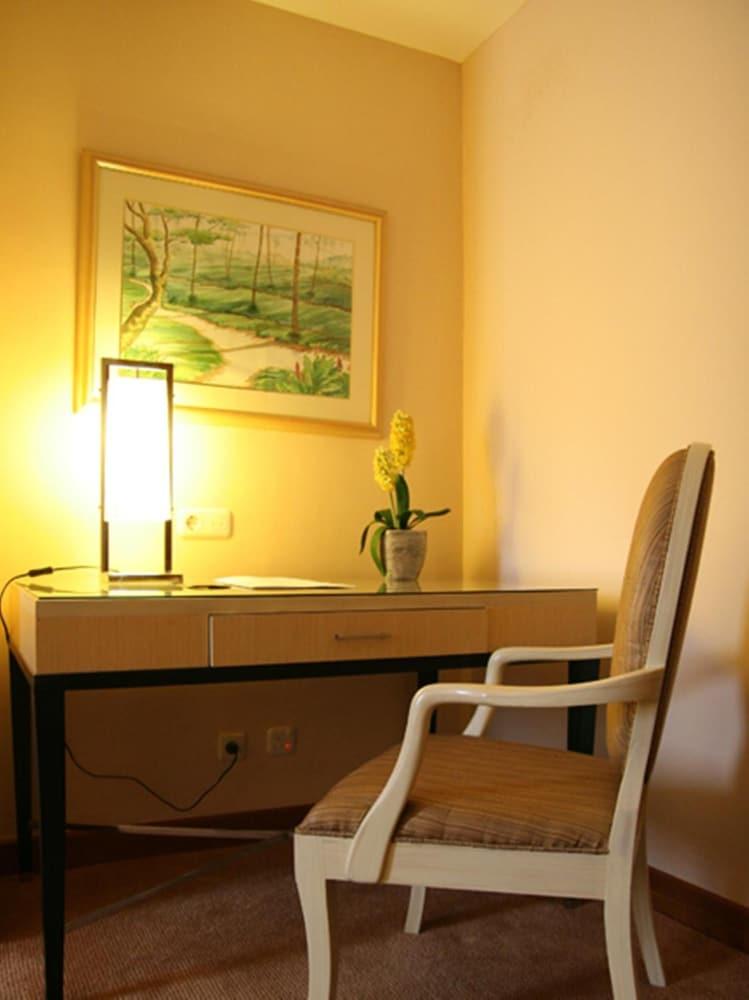 Hotel Gran Puri מנאדו מראה חיצוני תמונה